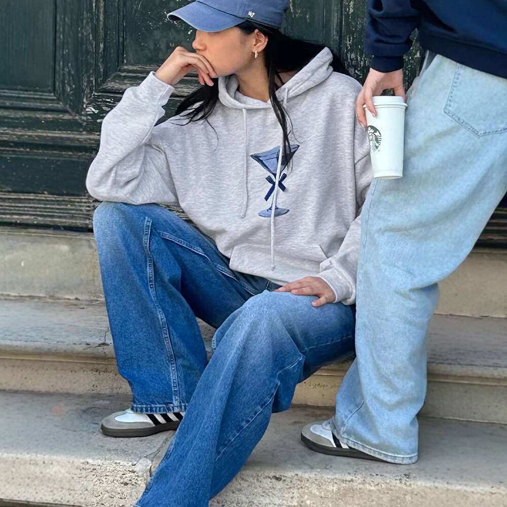 New women's patterned bow red wine glass pullover top long sleeved round neck hooded sweatshirt