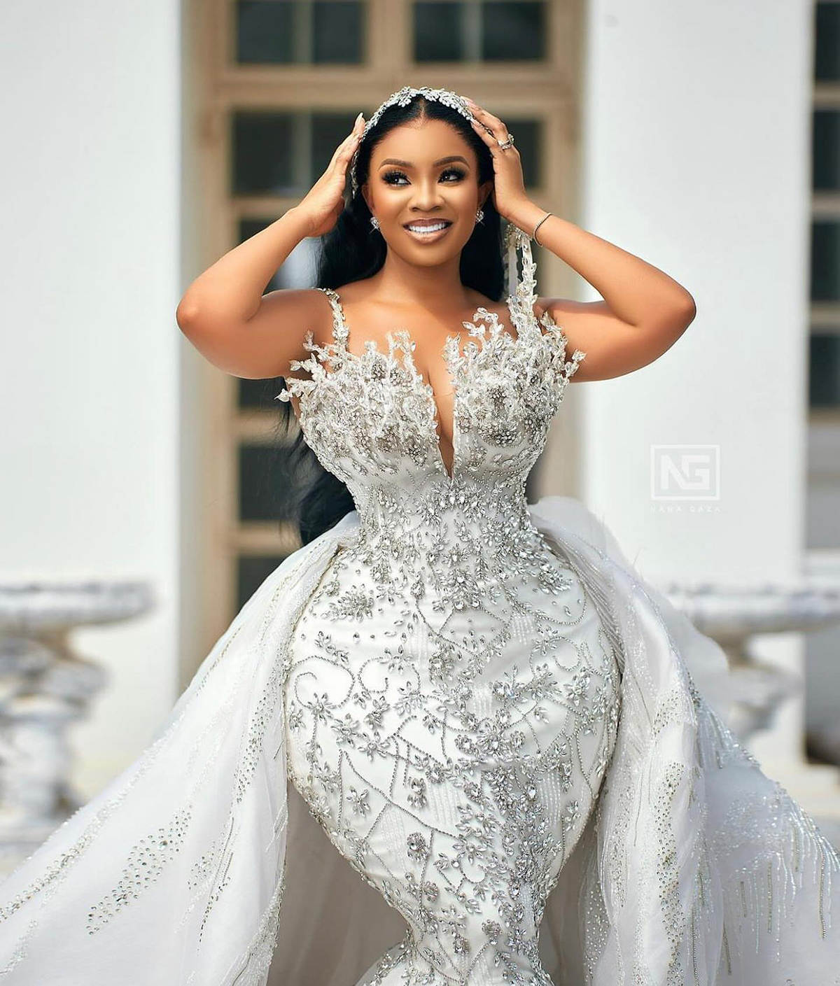 African Luxury Crystal Beading Wedding Dresses With Detachable Train Full Beads Bridal Gowns Custom Made Dress
