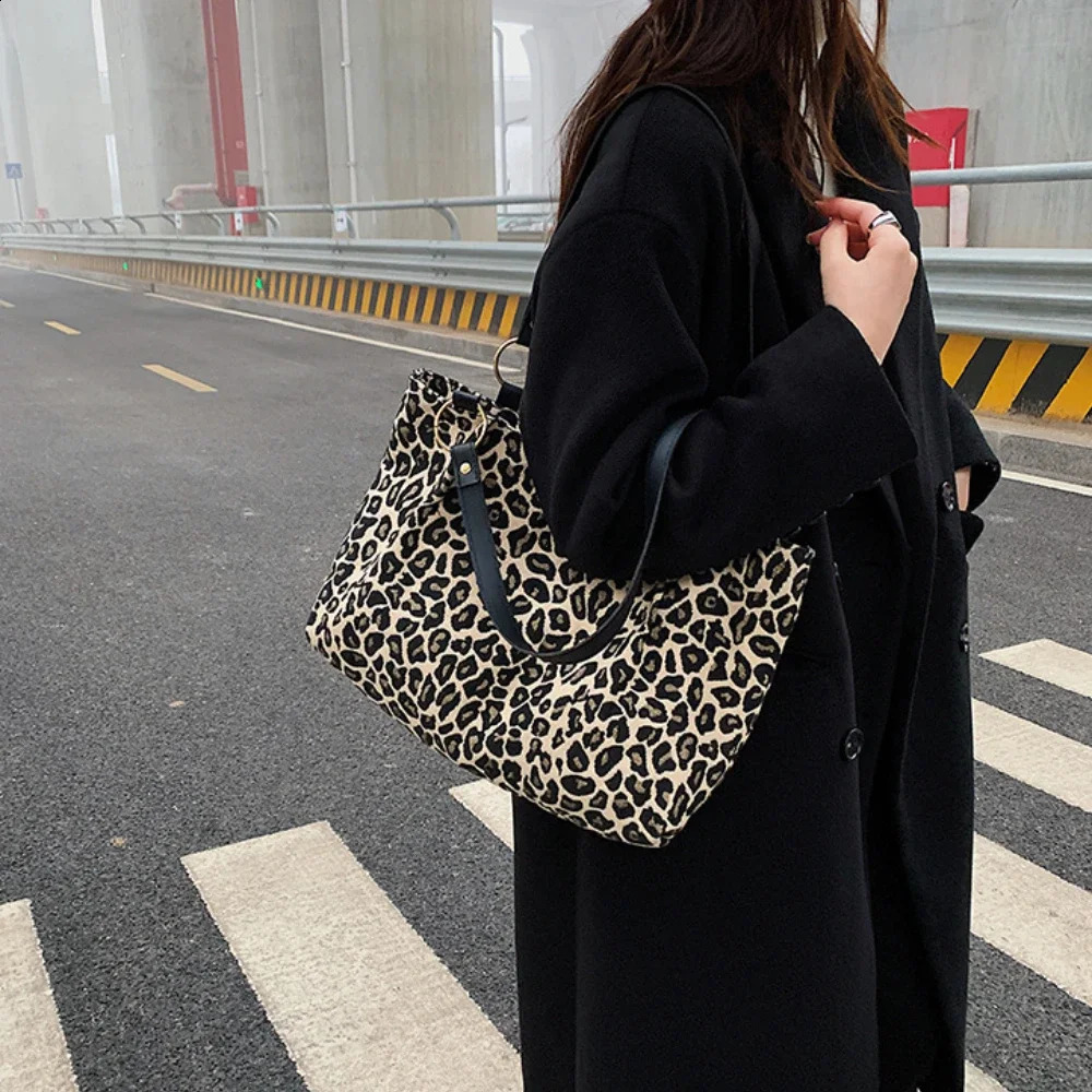 Fashion Tote Bags Shopping and Travel Canvas Women Handbags Large Capacity Leopard Shoulder 250107