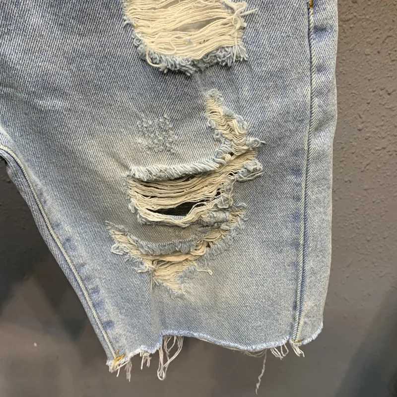 Summer Mens Ripped Denim Shorts Light Blue Kn Length Jeans Fashion Trend Raw Hem Beggar Pants Shorts Short Jeans Brches X2502031