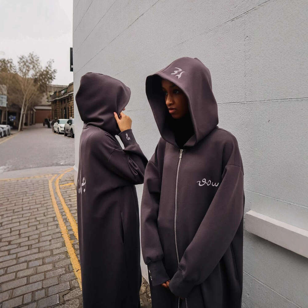 Loose one-piece casual men's autumn and winter sleeved hoodie long hooded letter