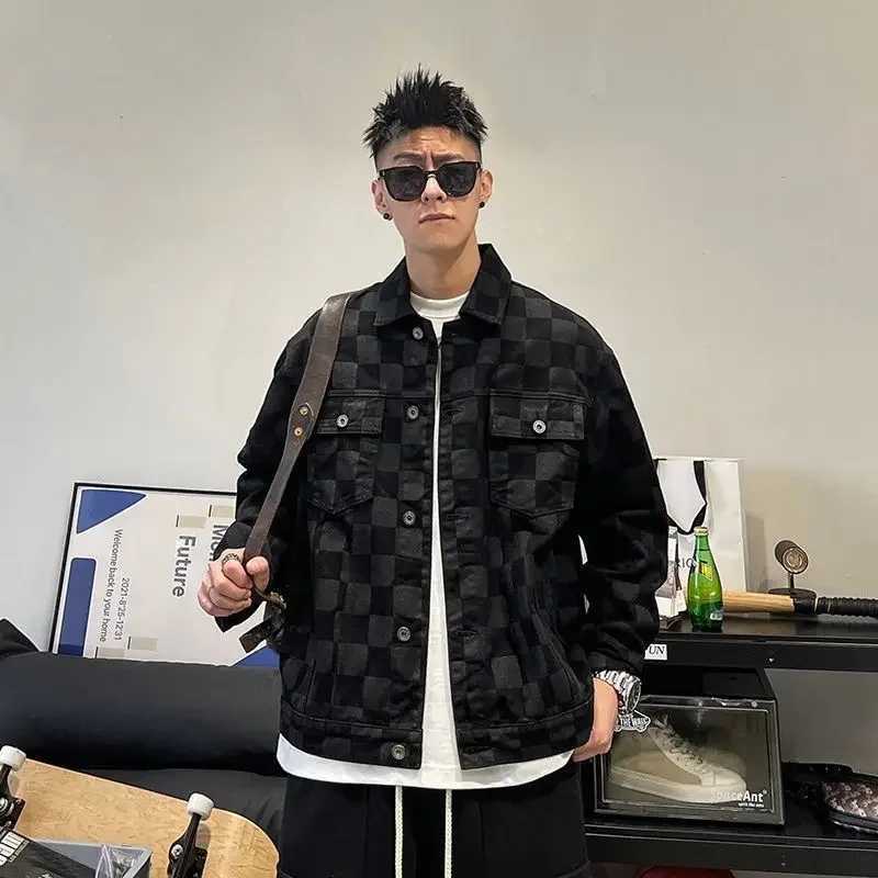 Denim Jackets Man Wide Shoulders Autumn Jeans Coat for Men Black Plaid Fashion Korean Popular Clothes of Fabric Winter 2024 Y2k X250113