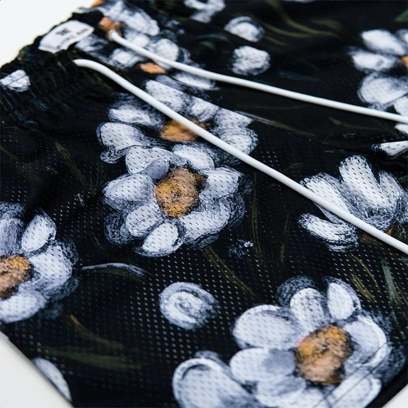 RYOKO RAIN summer mens shorts men and womens fashion beach seaside casual pants mesh sports quick-drying quarter pants 250109