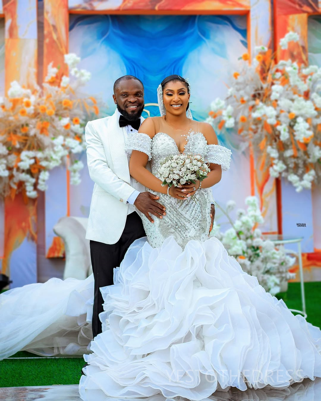 2025 Plus Size Aso Ebi Wedding Dress Bridal Gowns For Bride Mermaid Sheer Neck Long Sleeves Illusion Beaded Lace Tiered Organza Wedding Gowns For Blac