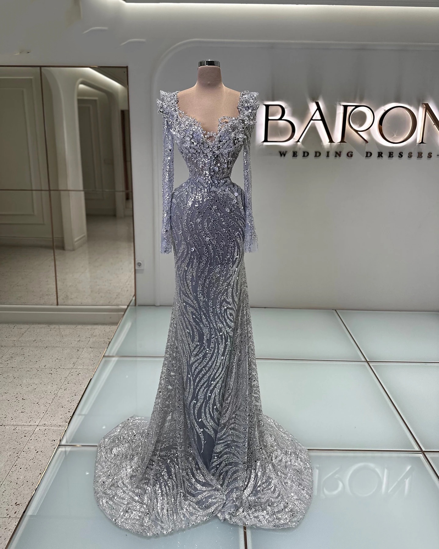 Evening Women Scoop Neck Long Sleeve Crystal Sequins Appliques Sweep Train Gown Customized Formal Party Dress