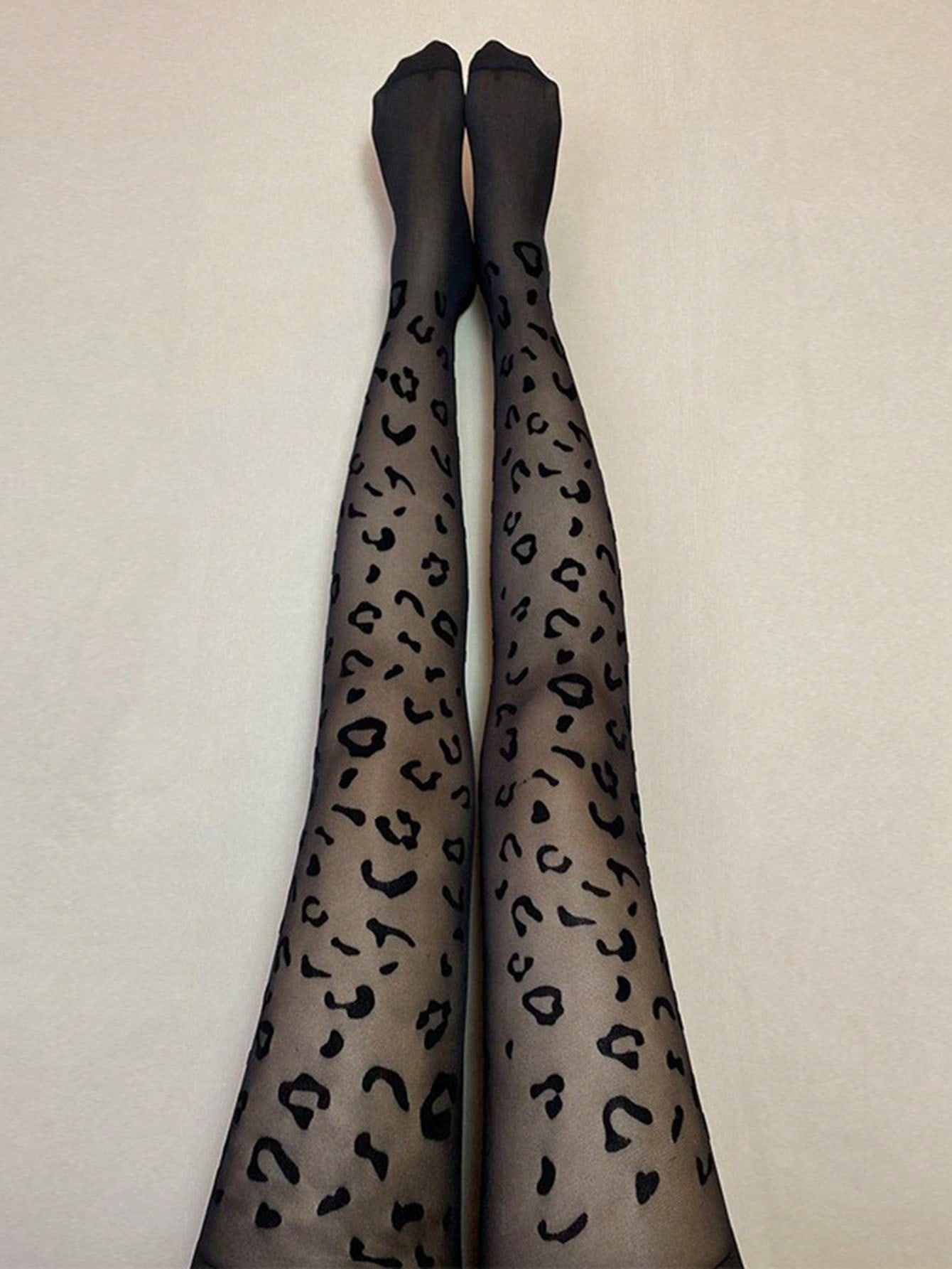 Ladies black pantyhose sexy leopard print print arbitrary cut anti-hook thin pantyhose