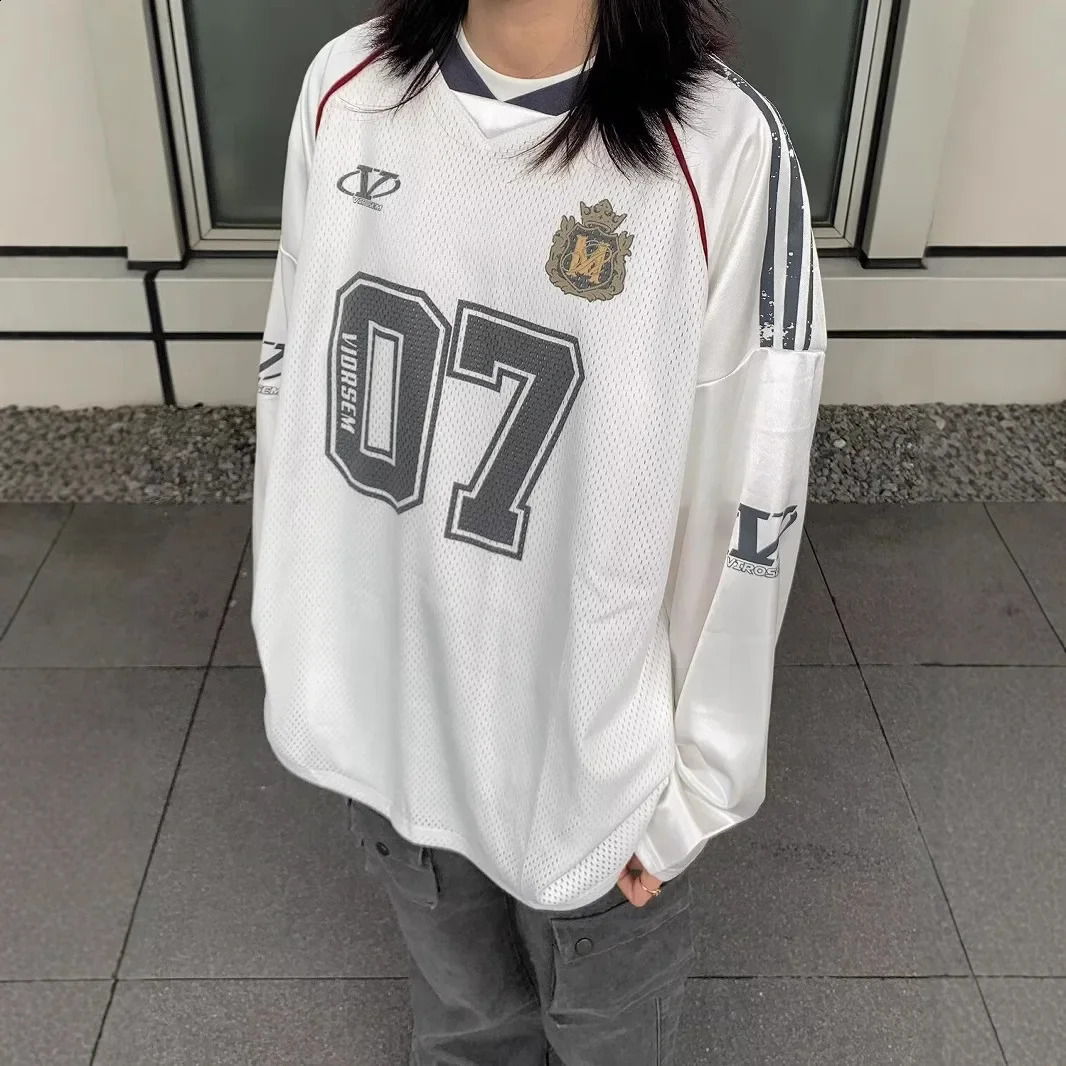 Vintage Letter Graffiti Printing Mesh Long Sleeve TShirt For Men Loose Fit Hip Hop Niche Versatile Top Casual Scene 250113