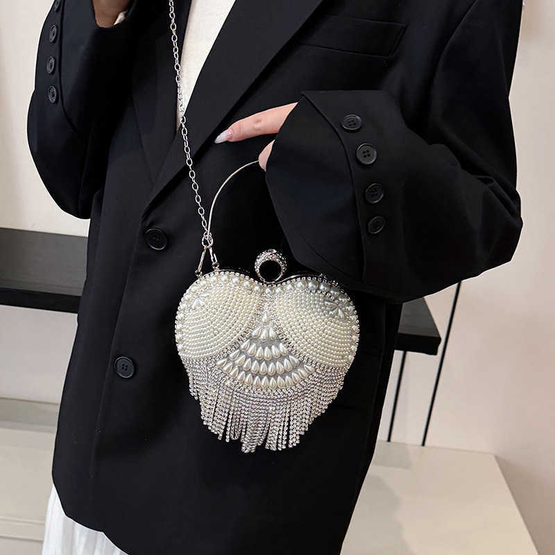 Bags Women's Bag 2024 New Fashionable Water Diamond Tassel Love Internet Celebrity Chain Crossover Banquet 250113