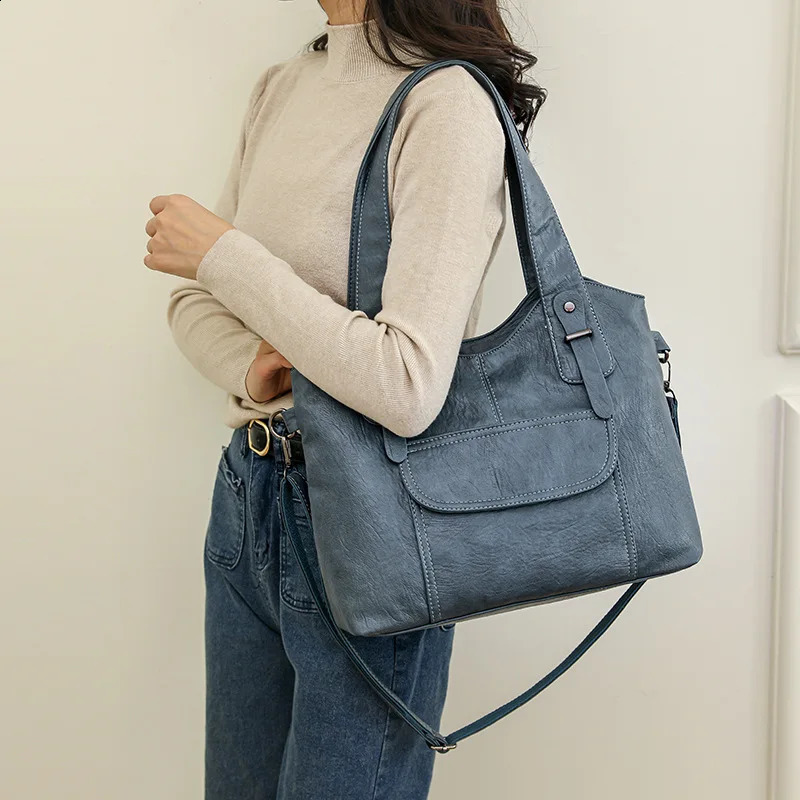 Winter Womens Large Capacity Handheld Shoulder Bag Trendy Soft Leather Texture Middle aged Womens Mom Bag Crossbody Bag 250106