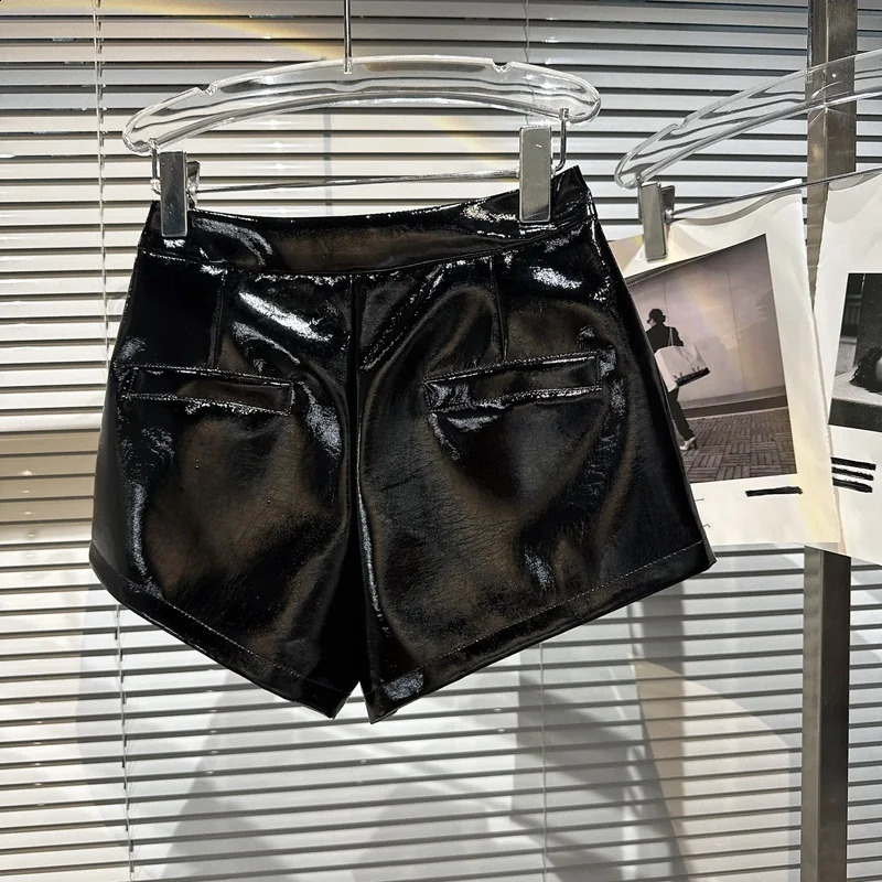 PREPOMP 2023 Summer Collection High Waist Black Pu Faux Leather Slim Short GH644 250107