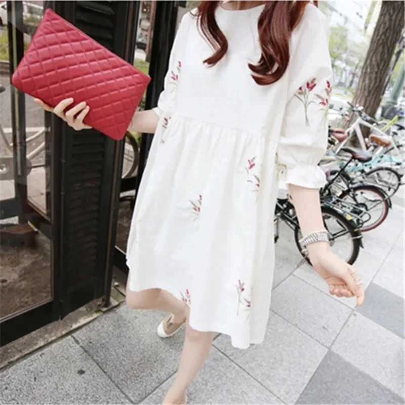 Pregnant womens clothing Chinese casual floral dress cotton loose pregnant womens clothing casual pregnant womens clothing W250113