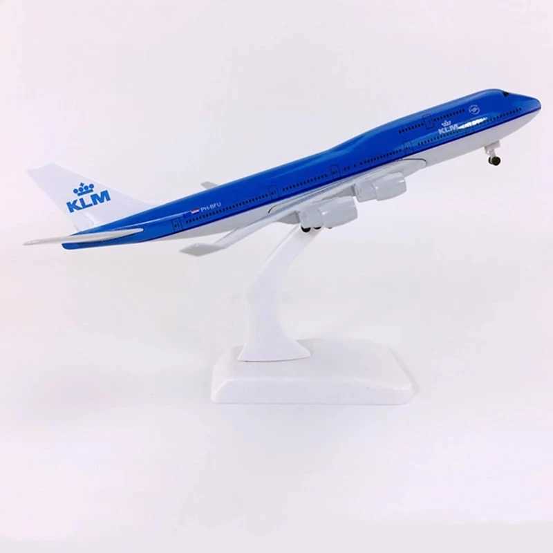 20CM Airplanes Boeing B747 B787 Airbus A350 A320 Airlines Plane Models Aircraft Toys With Landing Gear Kids Gifts Collection X250114