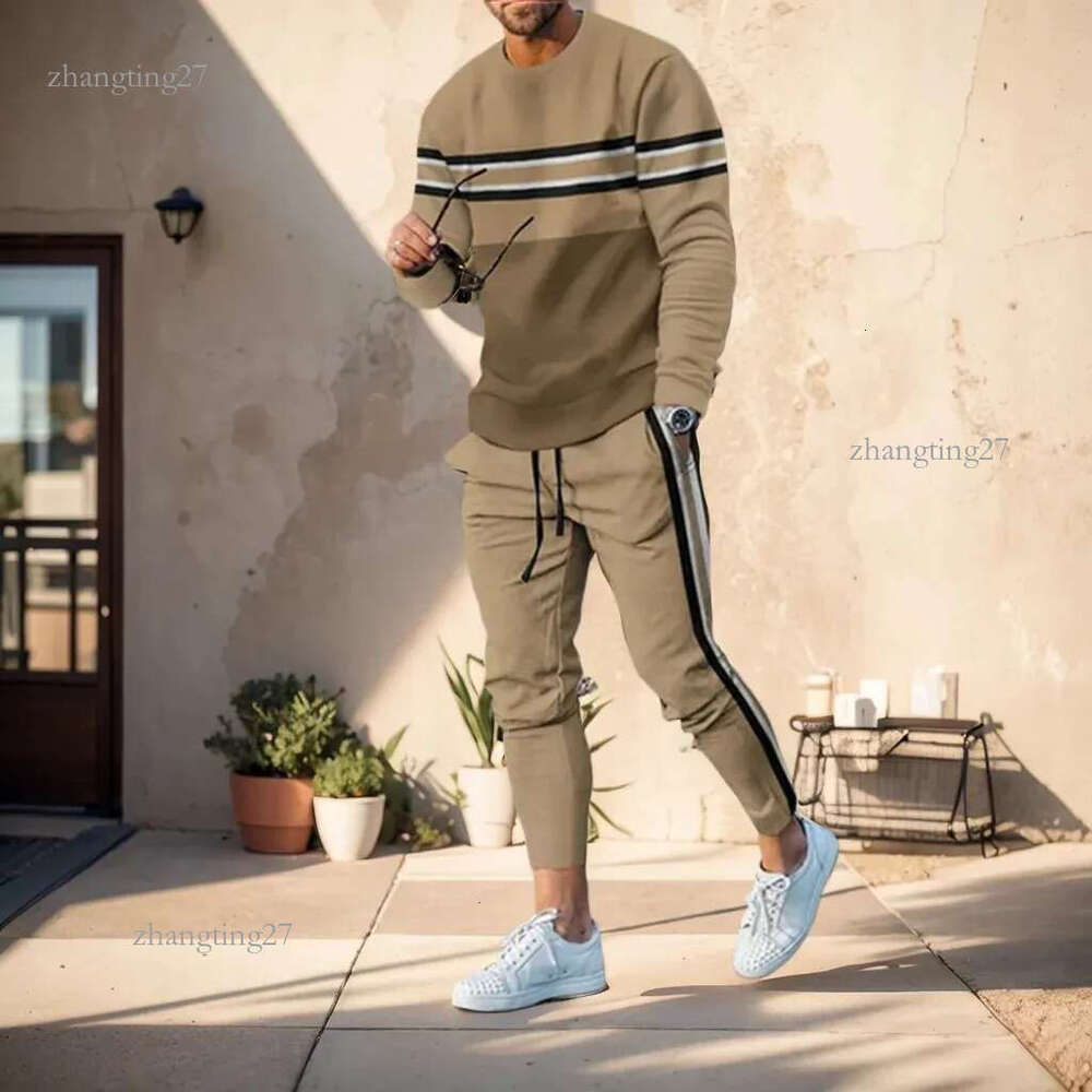 Mens Tracksuit Casual 2 Piece Sets Long Sleeve TShirt Sweatpants Set Fashion Tops Tees Outfits Oversized Men Clothing 240305