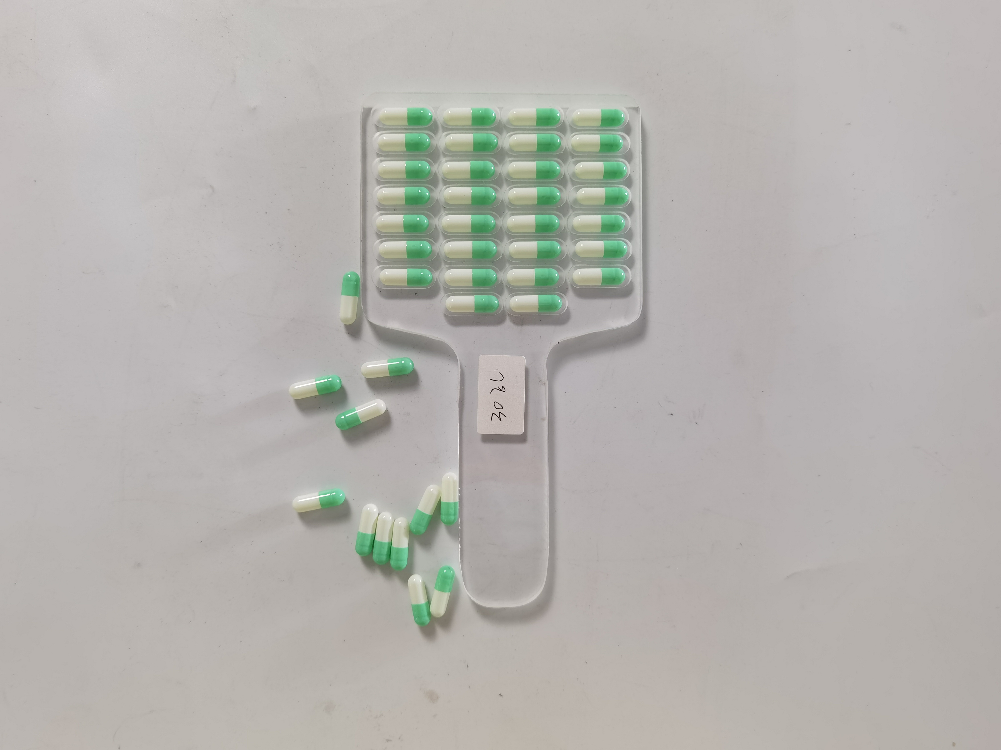 10 30 50 60 90 100 120 Holes Manual Capsule Counter Hand Pill Counting Board Tray Plate for size #0