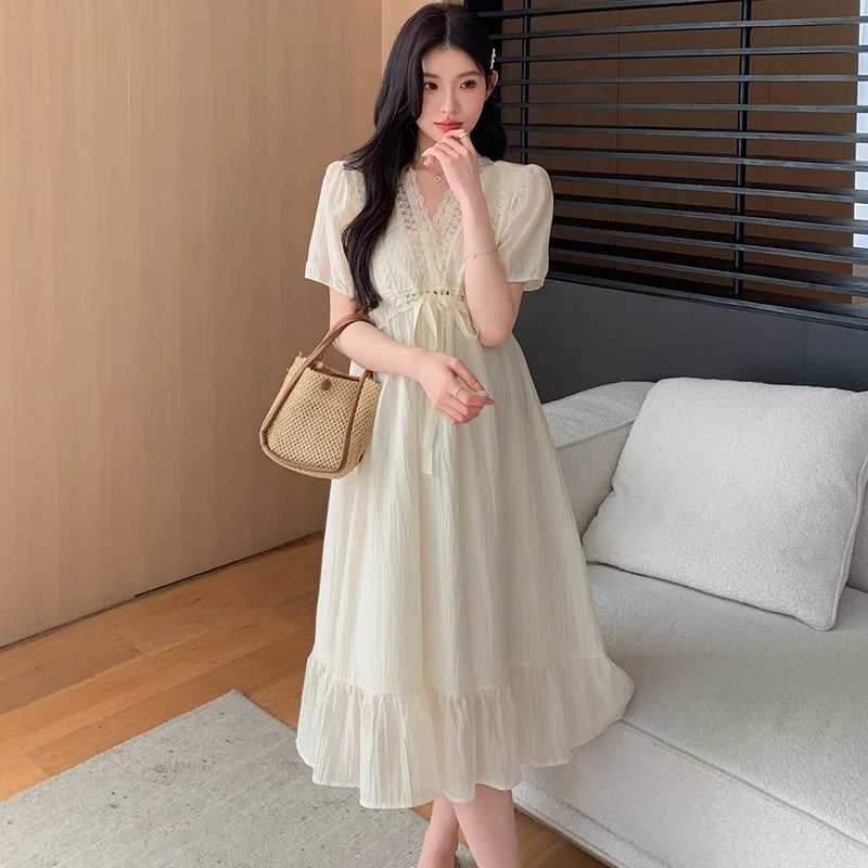 Summer short sleeved maternity dress Drstring waist hollow lace patch work V-neck maternity beach dress holiday dress W250113