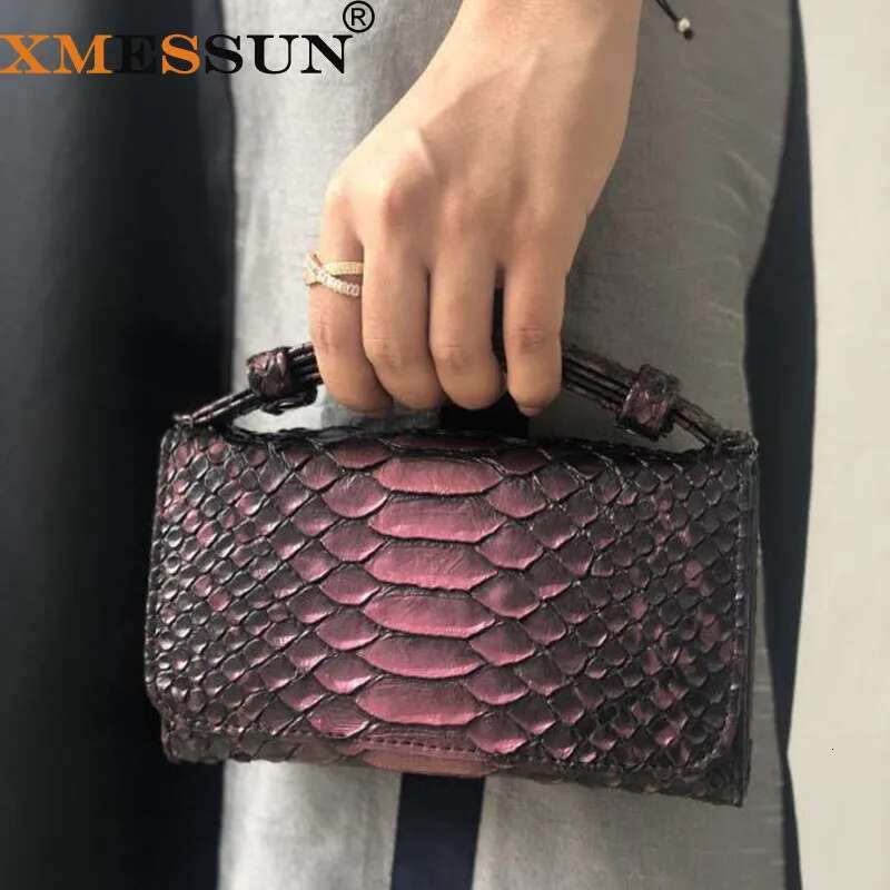 XMESSUN New Fashion Designer Handbag Emed Snake Leather Portable Small Clutch Lady Hand Bag Purse