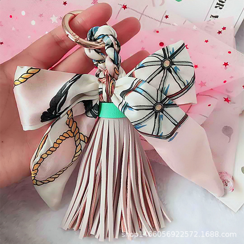 Lovely Soft leather tassels Keychain Bowknot scarf Pendant Bag Charm Accessories Key Chain Fashion Car Key Holder K1690 240713