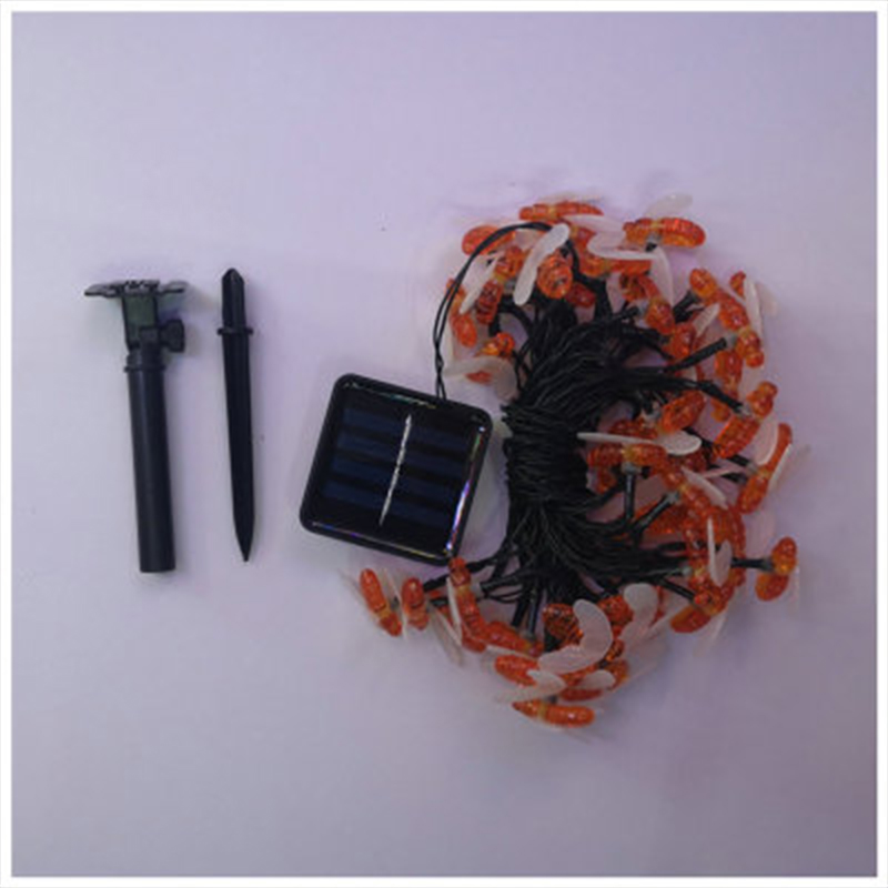 Outdoor Decorative Warm White LED Solar Bee Light String with 30 LEDs Included