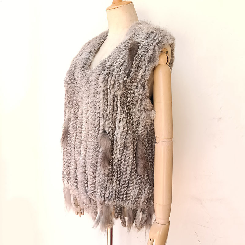 Wholesale Women Genuine Rabbit Fur Vest Fashion Tassels Knitted Waistcoat Winter Lady Warm Natural Rabbit Fur Sleeveless Coat 241112