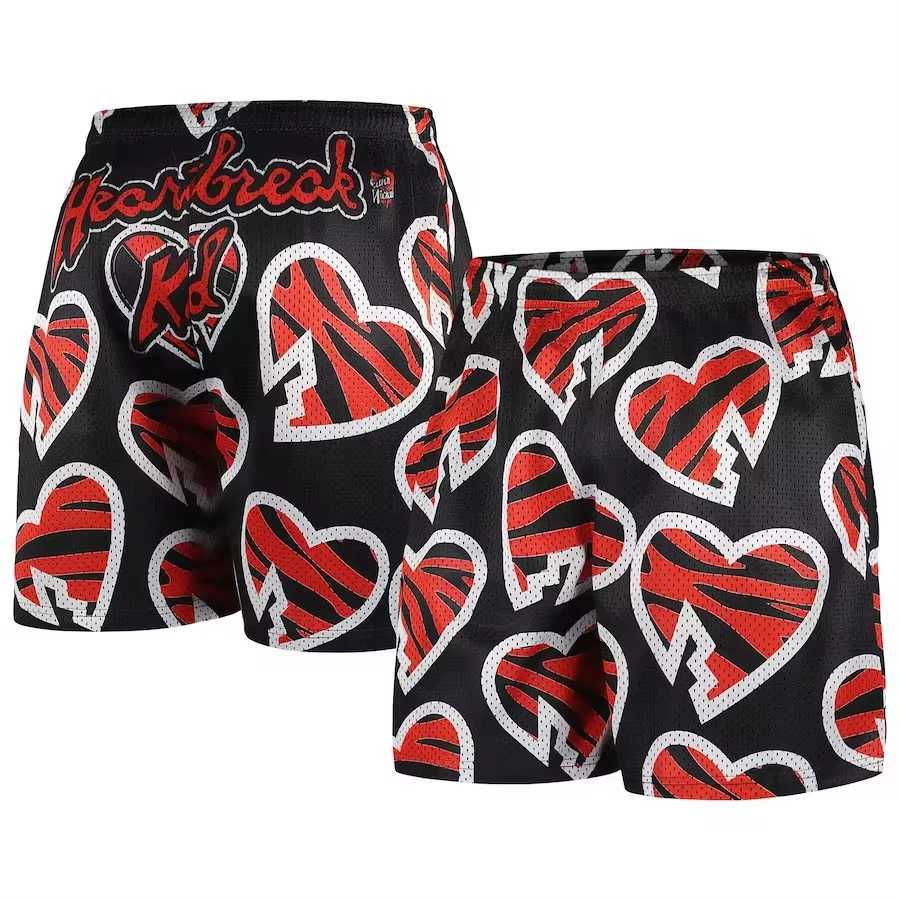 2024 New Mens Black Red The Bloodline Retro Shorts Shawn Michaels 1997 Survivor Series Retro Summer Sport Oversized ShortsXJ250114