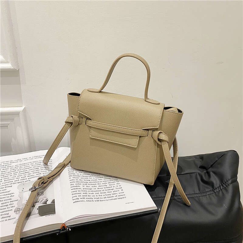 2025 New Shoulder Crossbody Bag Large Capacity Fashion Bag Handheld Tote Bag Velvet Material Shopping Bag Women Handbag Plain Color Leather Shoulder Strap