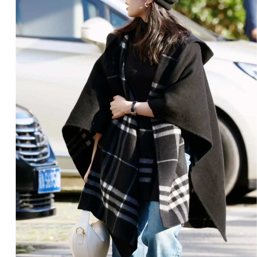 Designer cashmere shawl 2024 new plaid cloak thick woolen hooded loose scarf shawl jacket for women autumn and winter