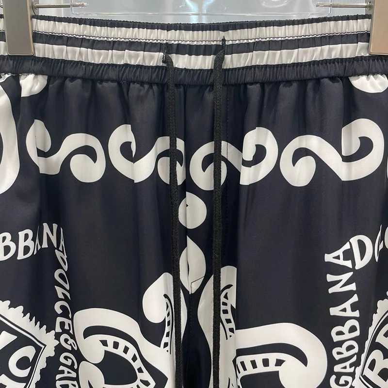 Mens Trendy Summer Fashion Casual Loose Breathable Beach Pants Versatile Summer Clothes Five Quarter Printed Mens ShortsXJ250114