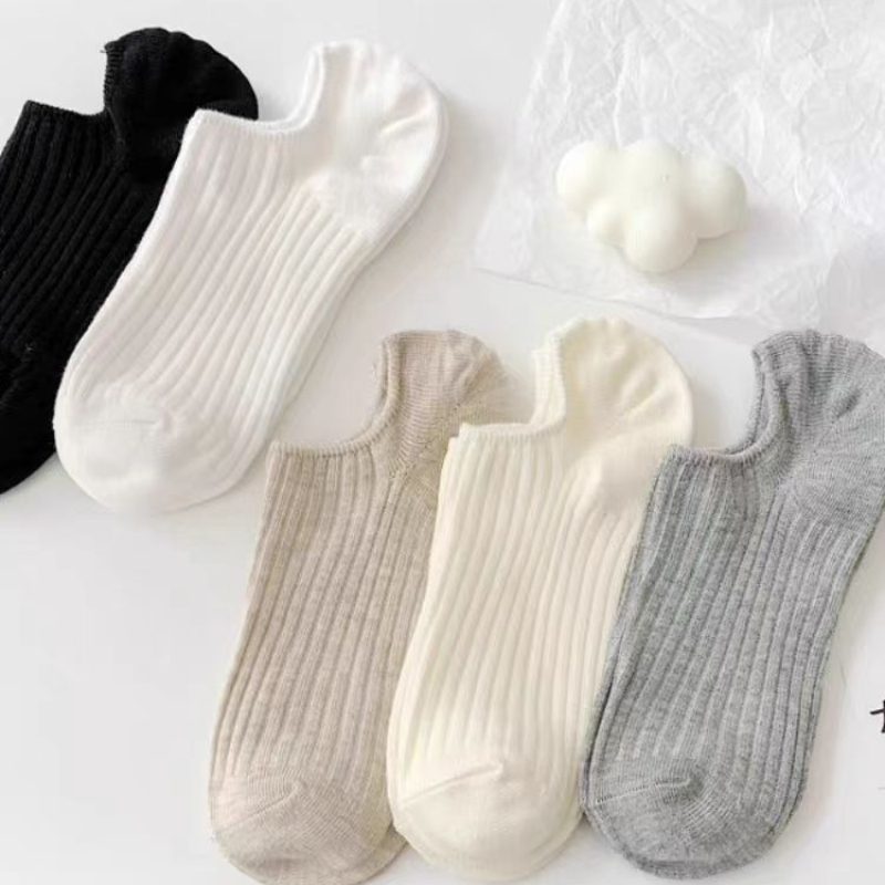 5 Pairs Of Short Socks Women's Summer Solid Color Black And White Simple Casual Low Cut Breathable Socks