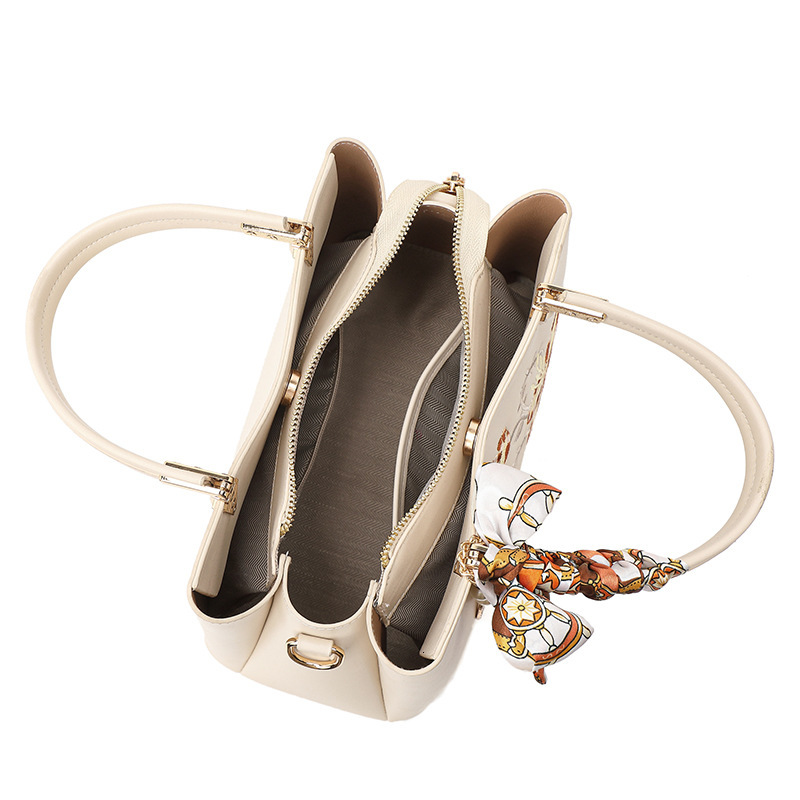 New Designer Bag Ethnic Style Art Design Bag Large Capacity Light Luxury Embroidery Handbag Wallet Tote Bag