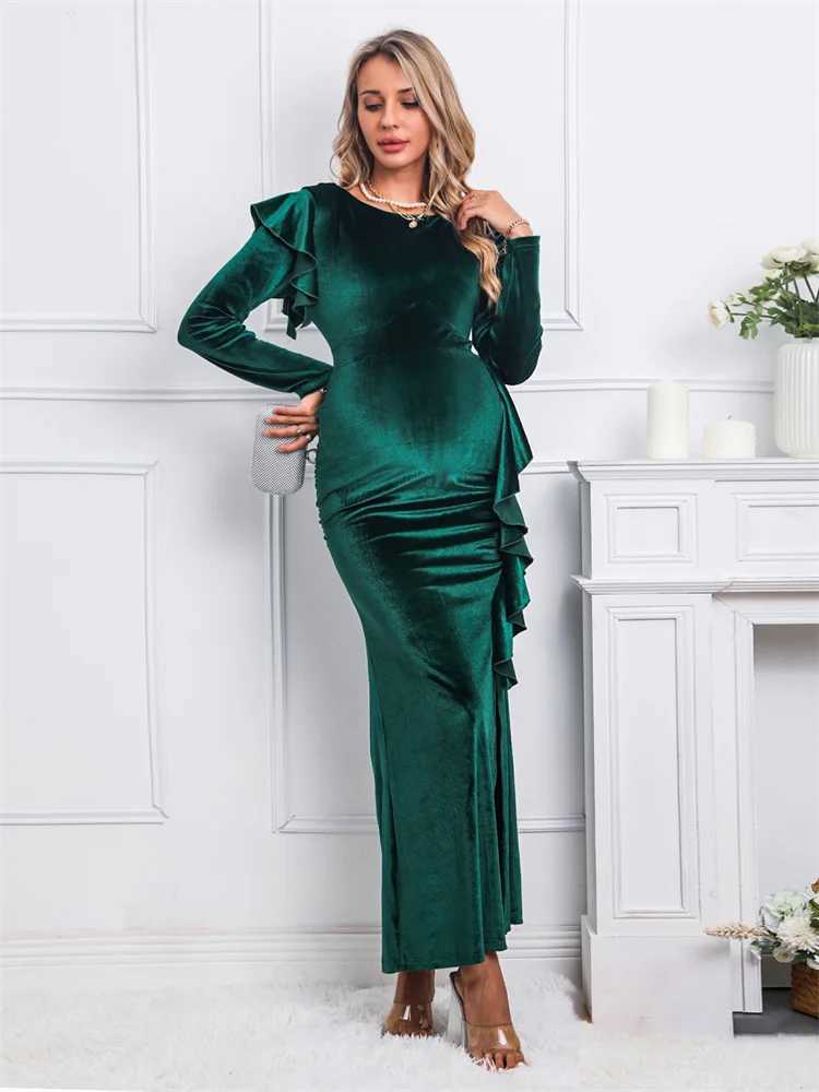 Womens elegant velvet ruffled dress side high seam long sleeved Christmas Par winter dress W250113