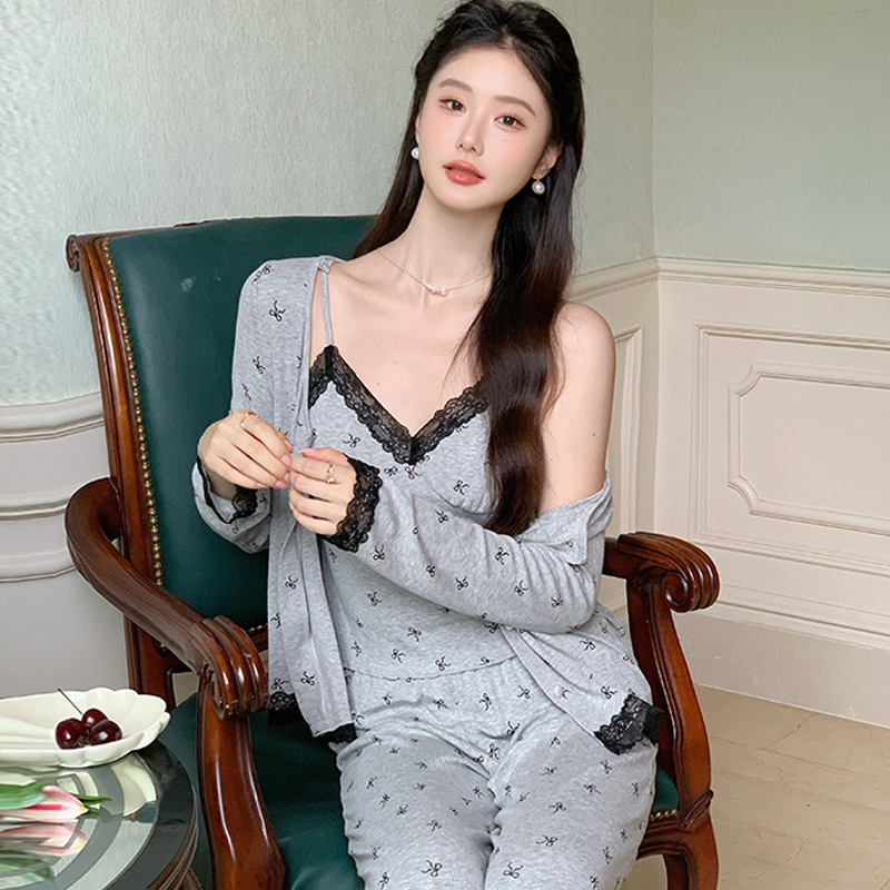 B653-French pajamas women 2024 autumn suspenders sexy pure desire style with chest pads three-piece home clothes suit new