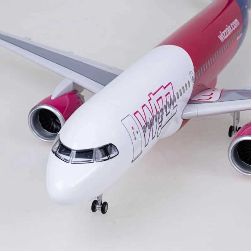1/80 Scale 47cm 320 Aircraft A320 NEO Wizz Air Airlines Light Model with Landing Gear and Lights Resin Die-cast Aircraft Mode X2501141