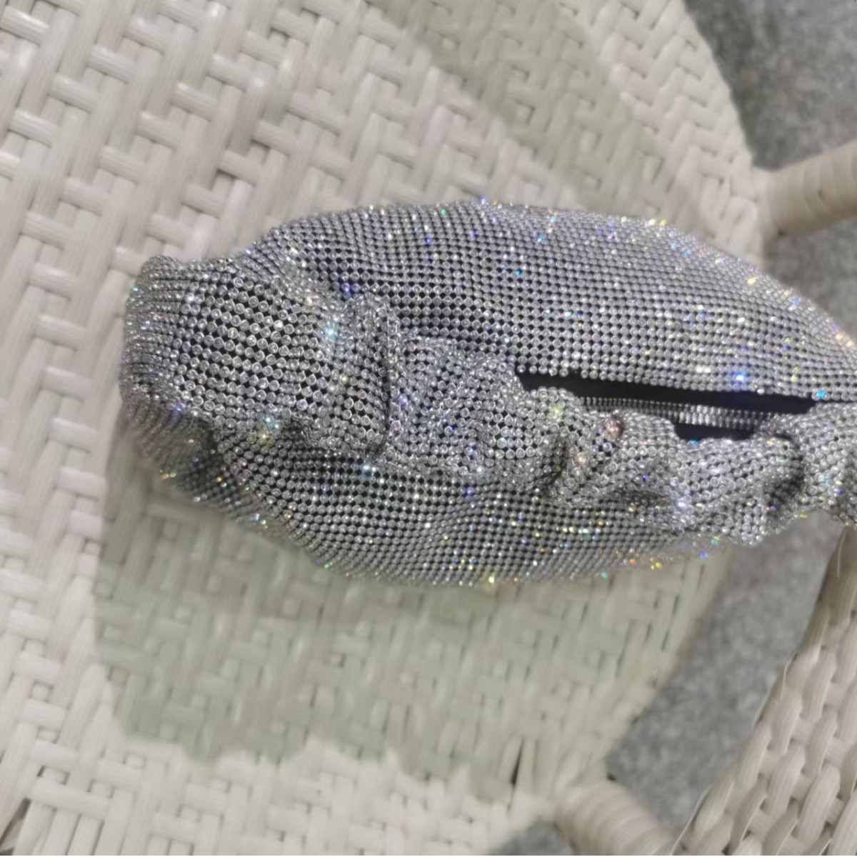 New Designer Bag High-quality Fashion King Wrist Set Water Women's Sparkling Diamond Crossbody Bag Wallet Armpit Bag Dumpling Bag