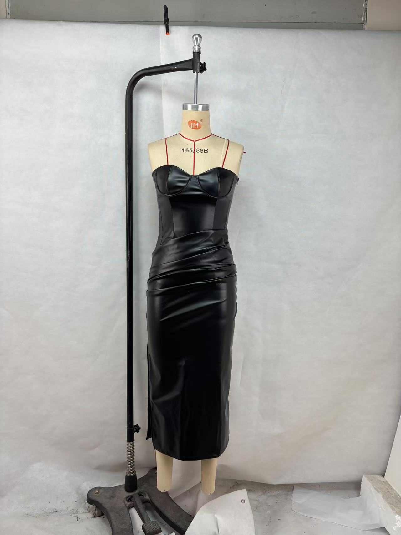Casual Dresses Temperament PU leather spicy girl strapless strap pleated slit dress
