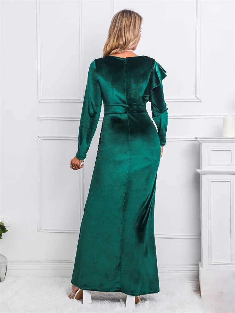 Womens elegant velvet ruffled dress side high seam long sleeved Christmas Par winter dress W250113