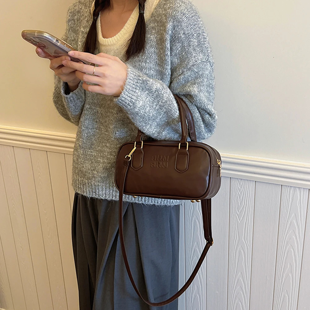 Vintage Handbags for Women PU Leather Shoulder Bag Versatile Cross Body Bag Chic Top Handle Shopper Womens Bags 250113
