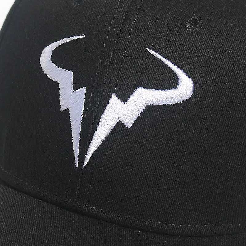 Fashionable baseball Cs Snback hat adjustable outdoor sports Cs hip-hop hat Tren solid color mens hat W250113