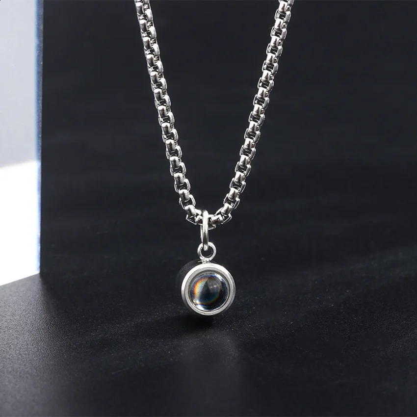 Personalized Color Po Projection Necklace for Women Trending Stainless Steel Custom Small Circle Pendant Couple Jewelry 250107