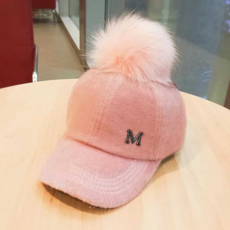 Winter thick womens fur ball hat letter M baseball C retro cs female bone gorras curve suitable for washing retro dad hat W250113