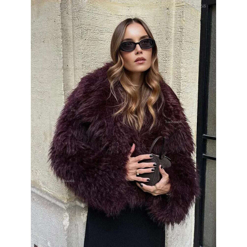 Women's Fur Faux Fashion Solid Thicken Coat For Women Female Warm 2023 Winter Long Sleeves Ladies Elegant Turn Down Collar 231117
