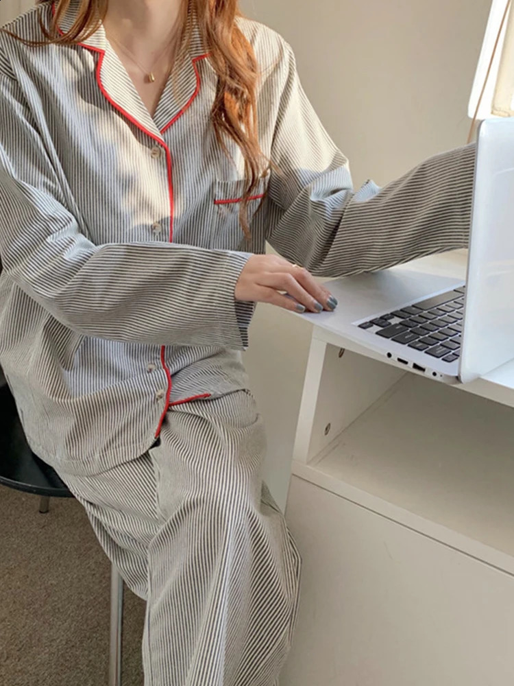 Korean Fashion Striped Leisure Wear Pajama 2 Piece Set Women Nightgown Cosplay Sexy 2024 Autumn Winter Sets 250106