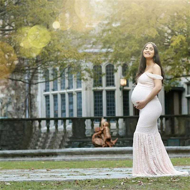 Pregnant women take off their shoulders and become pregnant with sexy photography props. Care for elegant and simple long dresses in multiple colors W