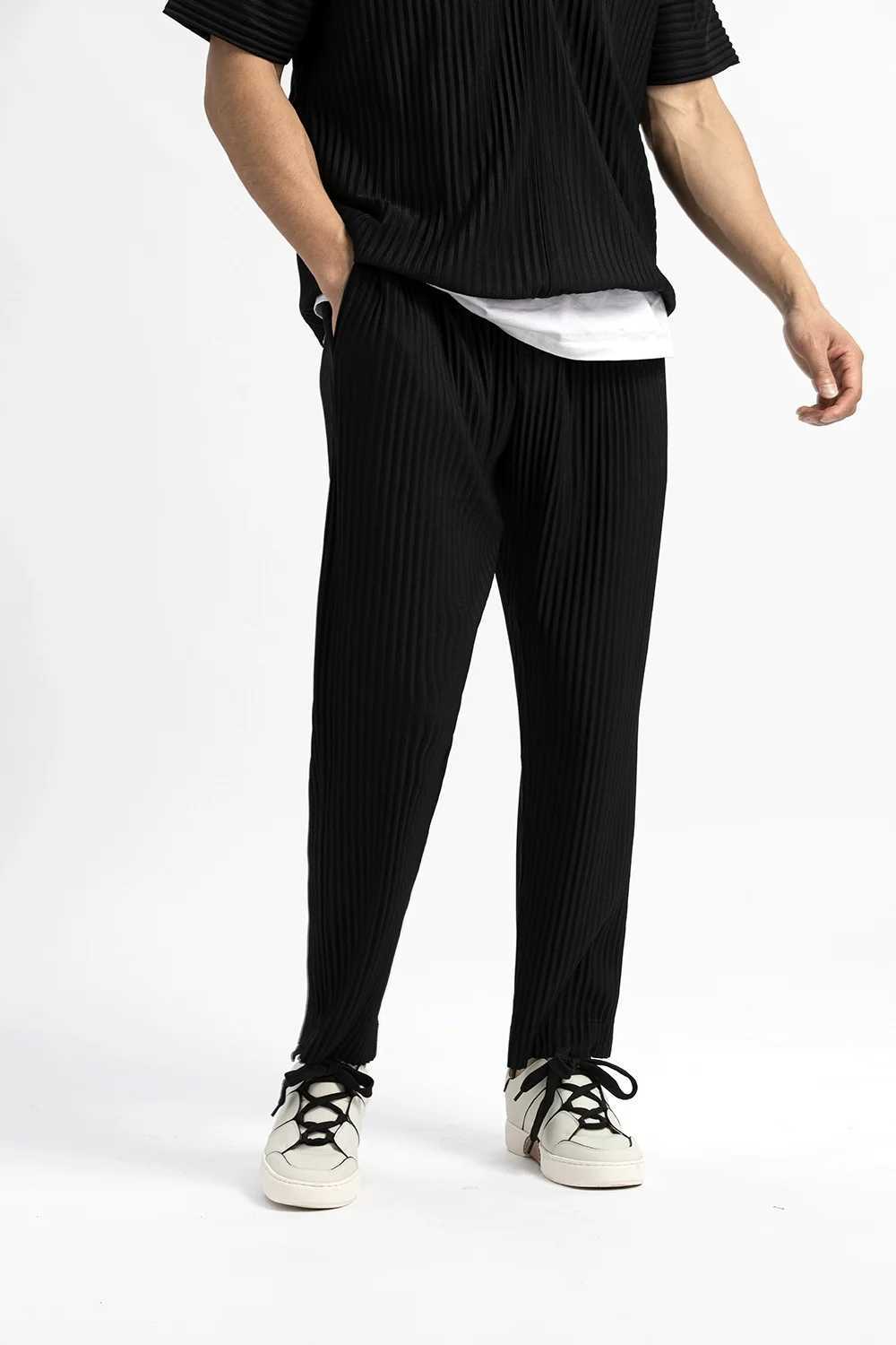 Miyake Pleated Pants For Men Casual Pants Men Japanese Strtwear Men Fashion Japanese Style Trousers Baggy Pants Wild Trousers X250113