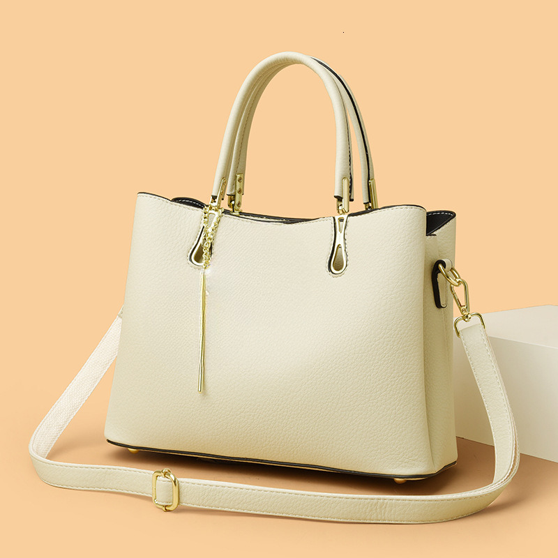 Brand Handheld Women's 2024 New Elegant Practical Large Capacity Versatile Shoulder Crossbody Bag