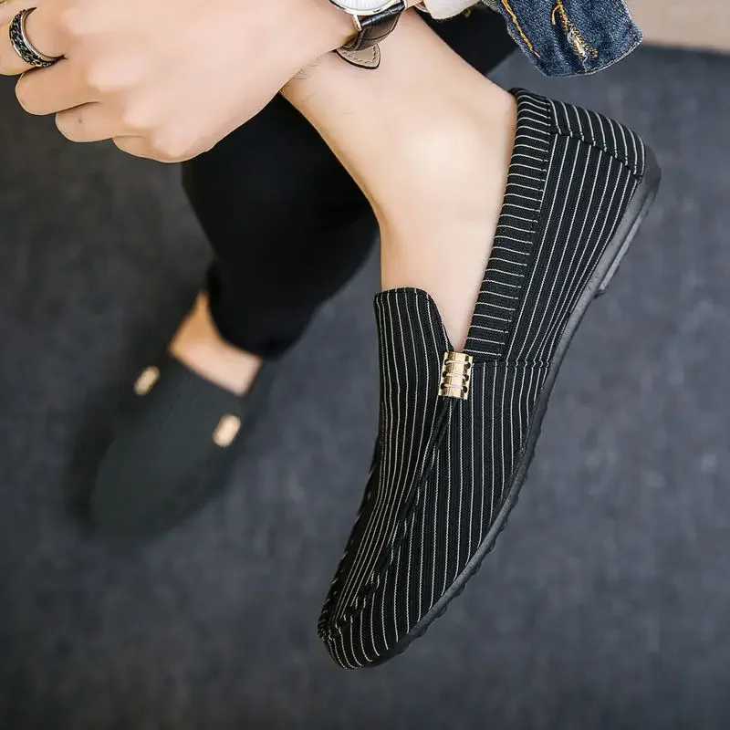 Spring and Summer Mens Loafers Large Size Light and Comfortable Flat Shoes Mens Breathable N-slip Soft Casual Canvas ShoesXJ250113