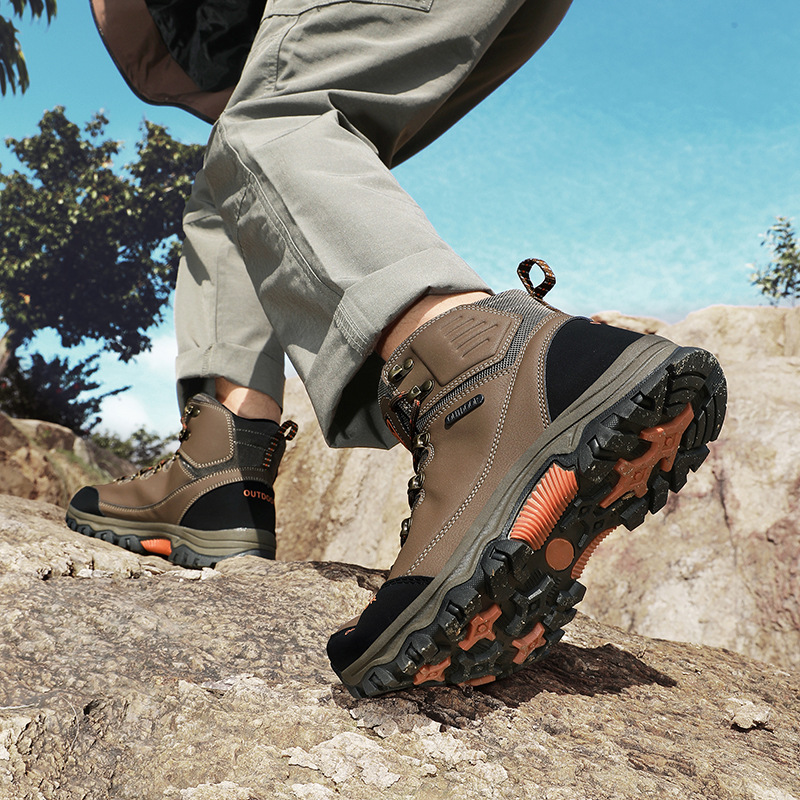 Leather Platform Sneakers for Mens Winter Rubber Hiking Ankle Boots Designer Work Safety Man Shoes 39-47