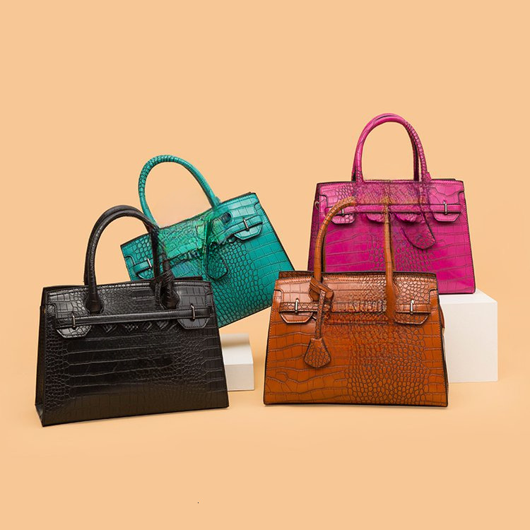 Free Shipping New Designer High-quality Genuine Leather Women's High-end hot Crocodile Pattern Large Capacity Shoulder Bag Handbag
