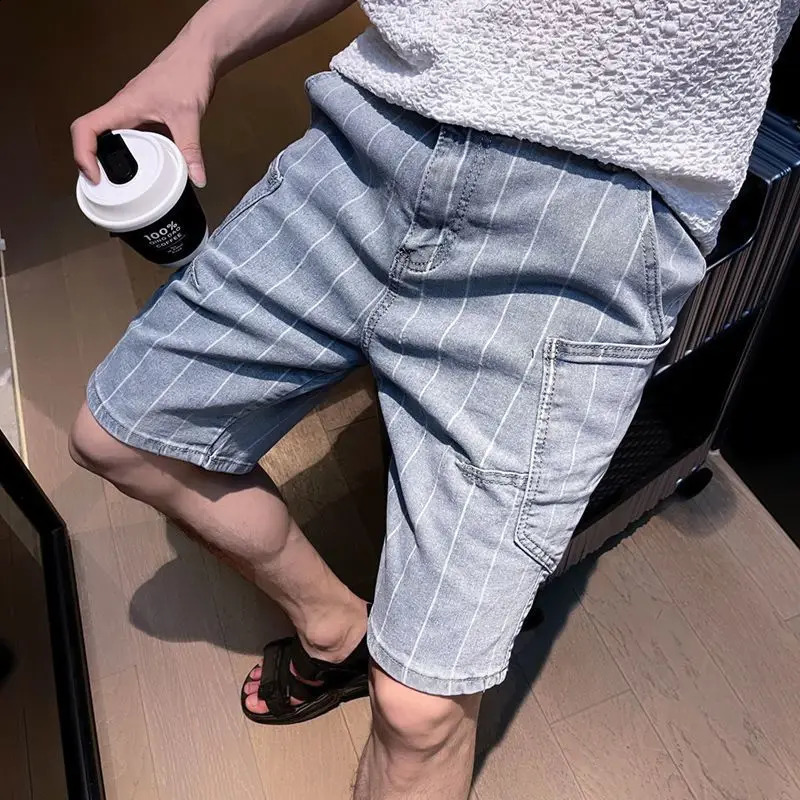 2024 Summer Mens Clothing Denim Shorts Striped Pants Leisure Time Easy Button Mid Waist Zipper Fashion Trend Allmatch 250103