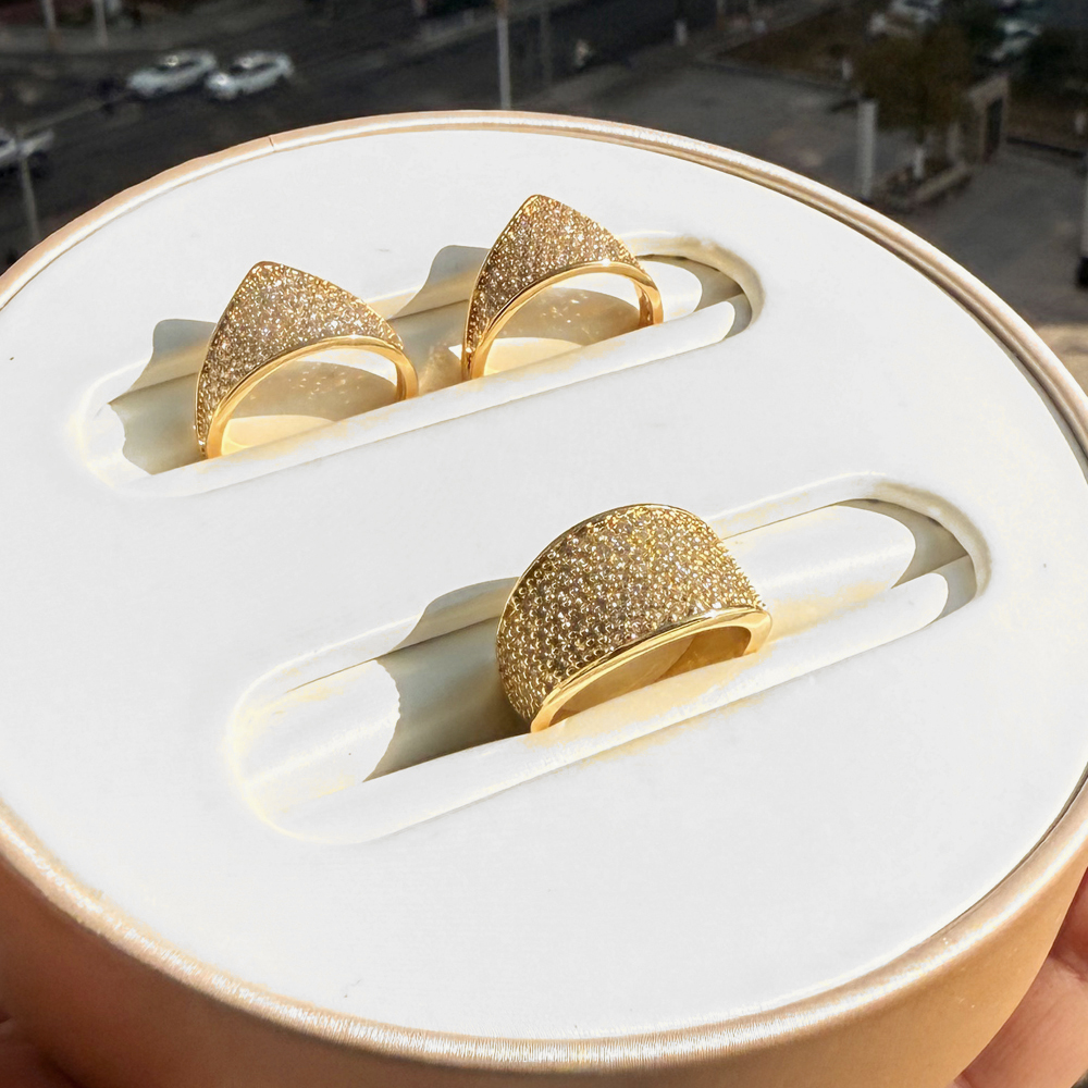 Gold Color Micro Pave 5A Cubic Zirconia Ice Out Finger Ring Prong Setting CZ Bling Women Men Wedding Engagement Jewelry