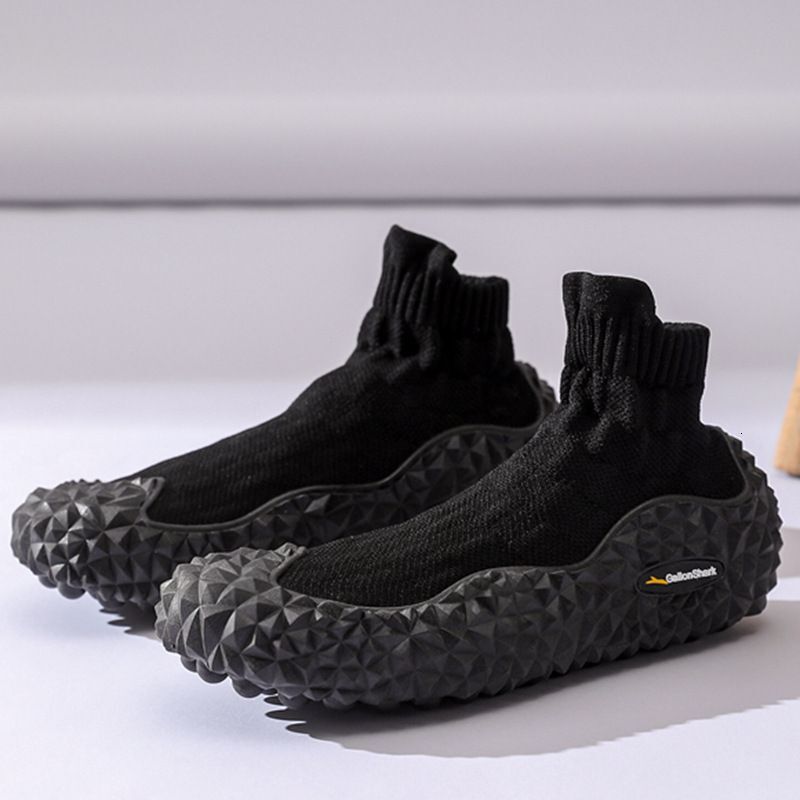 Goren Shark Diving Barefoot Durian Adult Durable Men's Creek Tracing Sports Beach Shoes Large Sandals Breathable